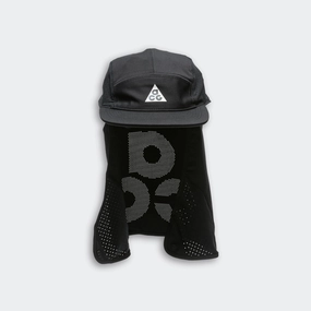 Fly Cap ACG Cape - Black/Reflective Silver