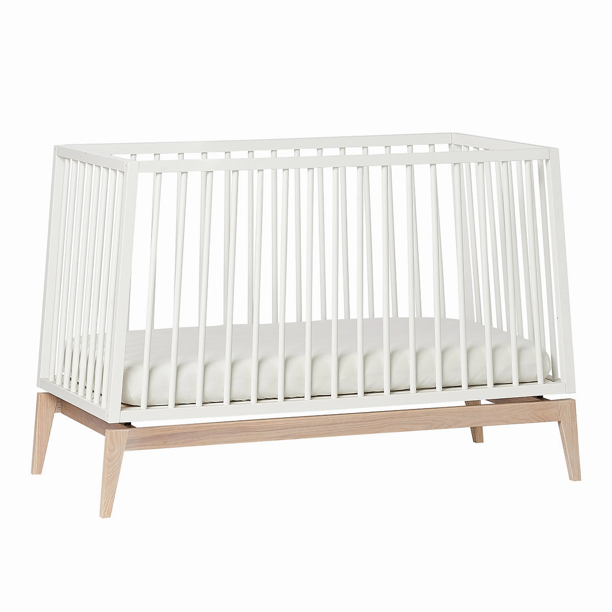 Leander Luna Cot