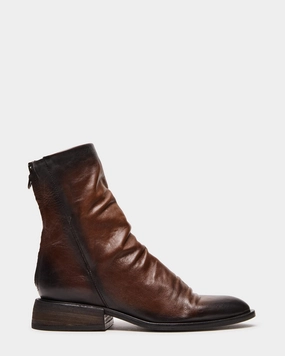NEBULA BROWN LEATHER