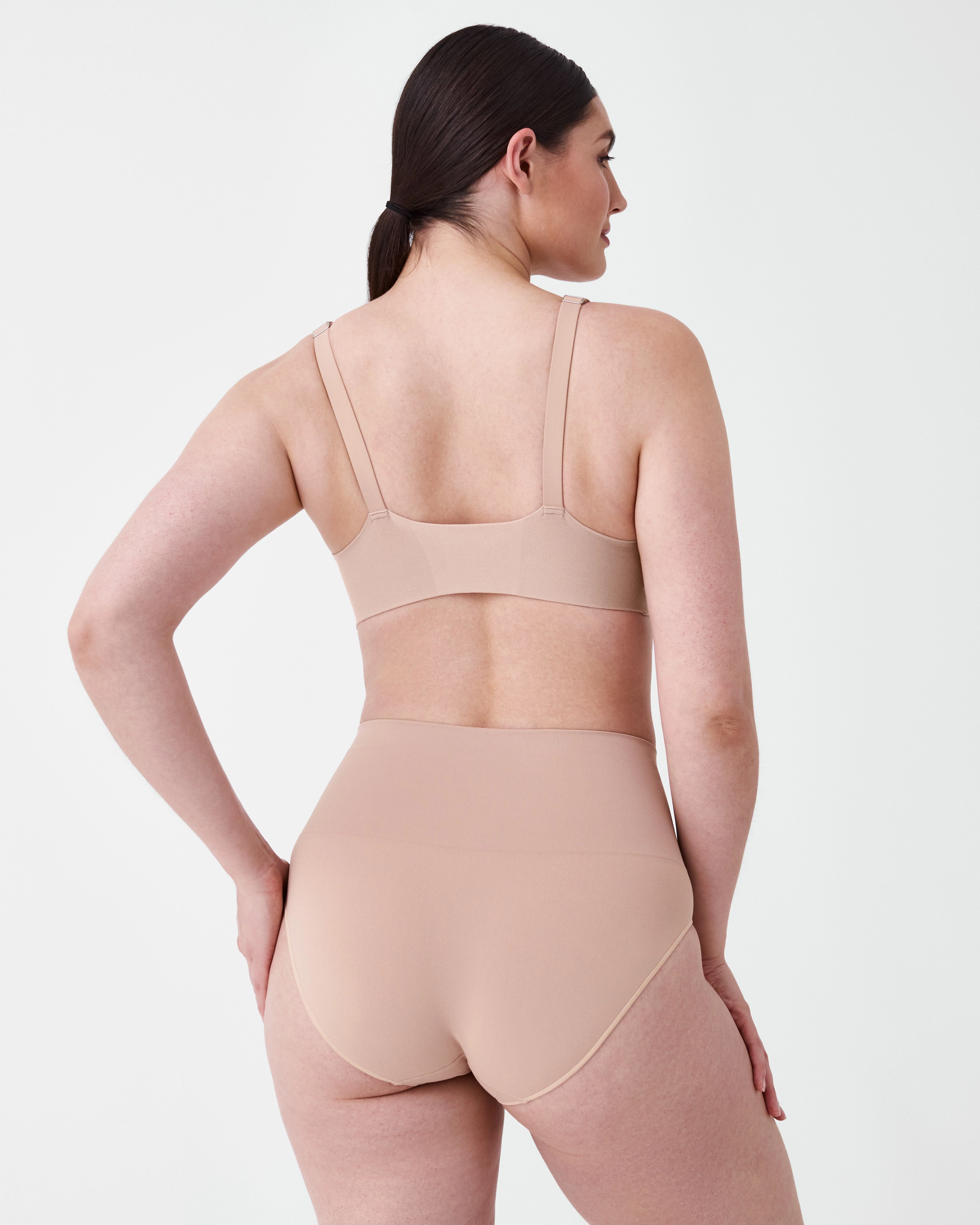 SPANXsmooth™ Bra-llelujah!® Adjustable Plunge Wireless Lift Bra